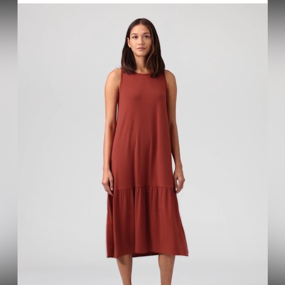 Eileen Fisher Fine Jersey Tiered Sleeveless Midi Dress in Picante Red Size XS‎